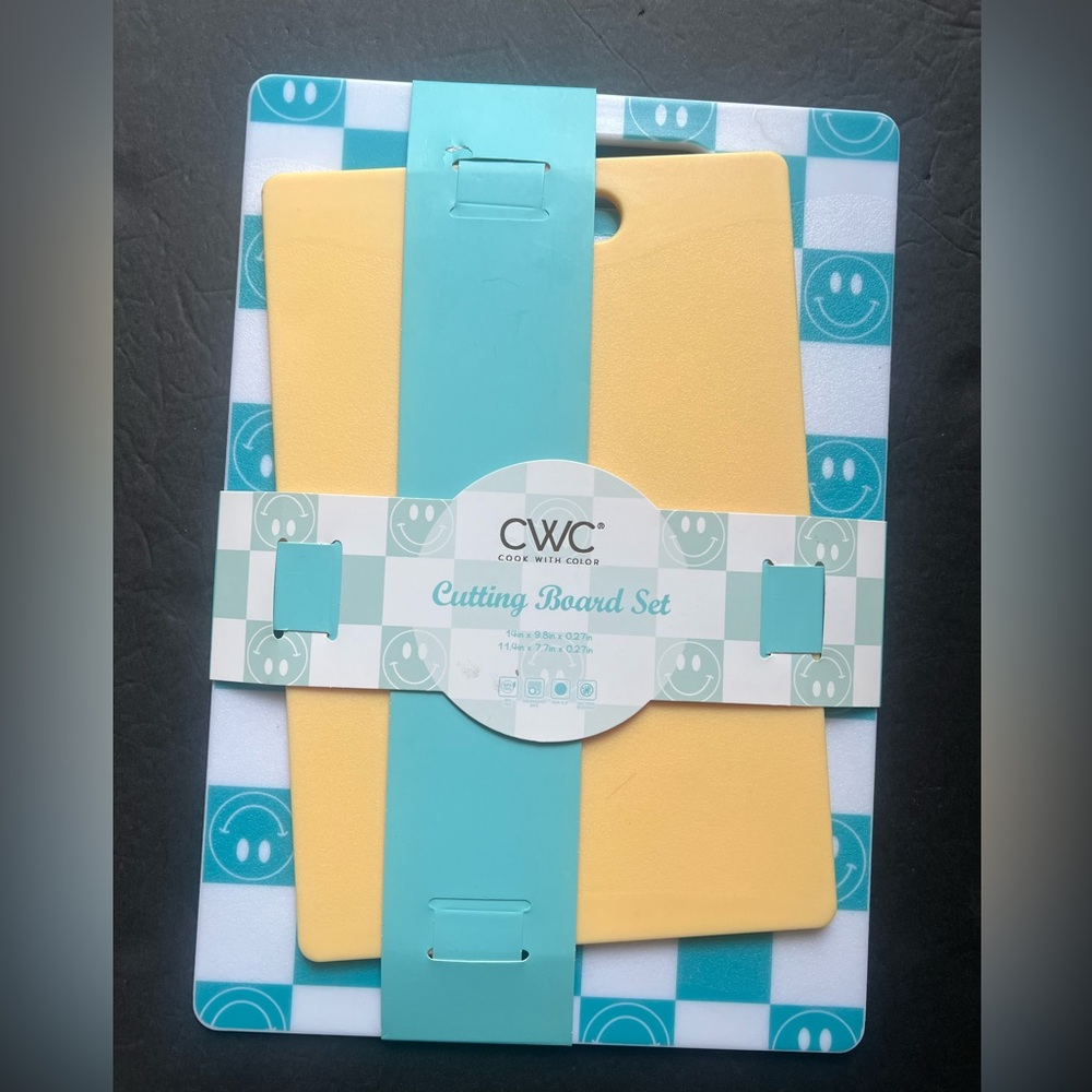 NWT CWC Cutting Board Set